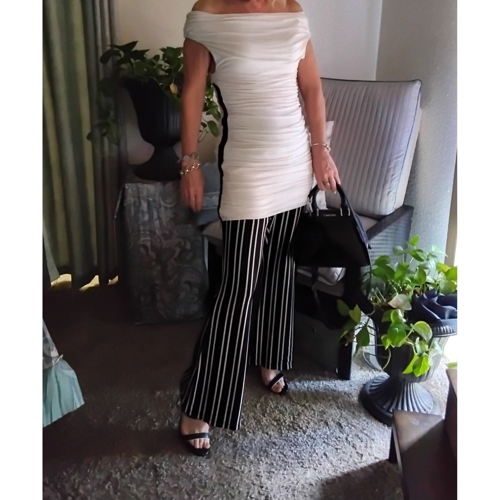 Athena Marie Black & White Pinstripe Wide Leg Stretch Pants | Women's Large